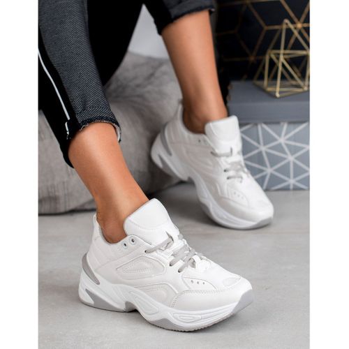 Białe Sneakersy r.39 na Arena.pl
