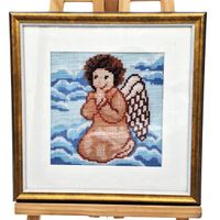 Obraz Haftowany Aniołek Modlący Się 24x24 cm w Złotej Ramie