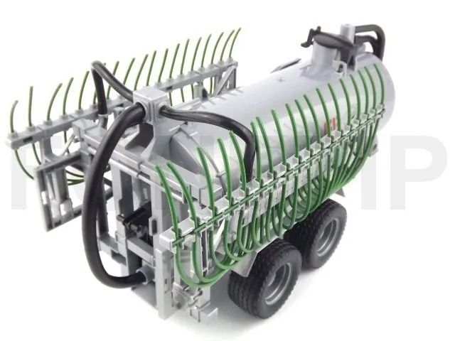 Beczkowóz cysterna Fliegl - BRUDER 02020 zdjęcie 6