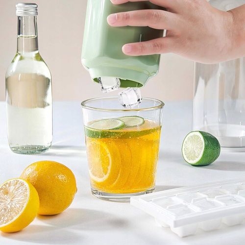 Forma do kostek lodu z kubkiem do kostek zielony na Arena.pl