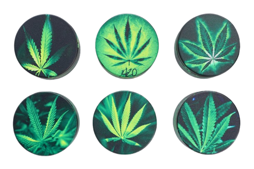 Młynek do Mielenia Tytoniu Suszu CBD Grinder Crusher z Listkiem Marihuany na Arena.pl