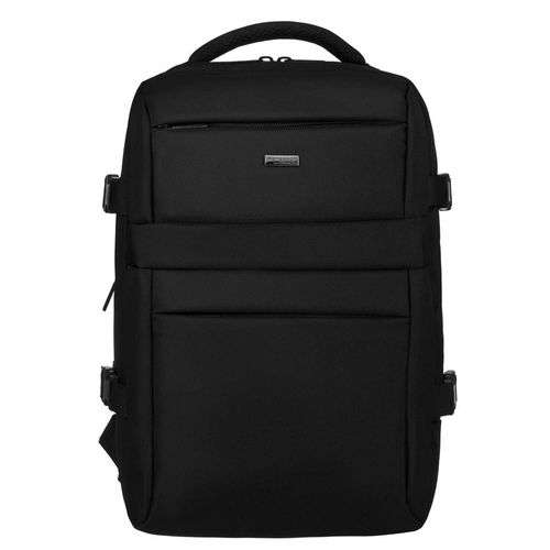 plecak podróżny w czarnym kolorze zawieszony na regulowanych szelkach na Arena.pl