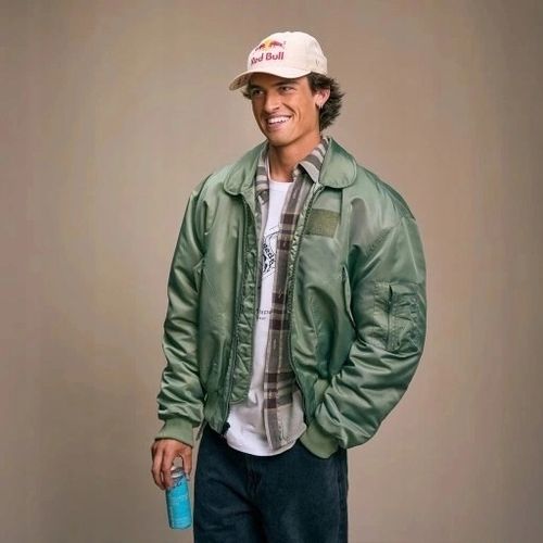 Red Bull Napój energetyczny Ice Edition waniliowa jagoda 24x250ml puszka na Arena.pl