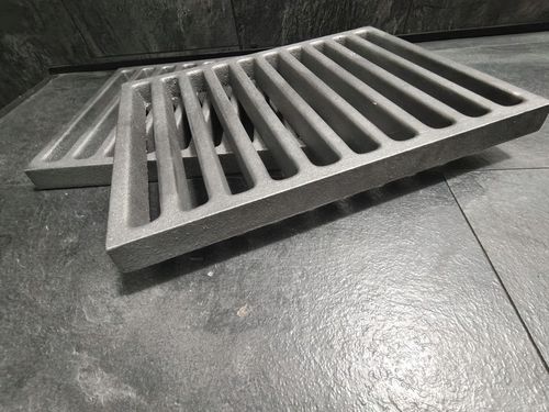 Ruszt żeliwny 35 cm na 26 cm na Arena.pl