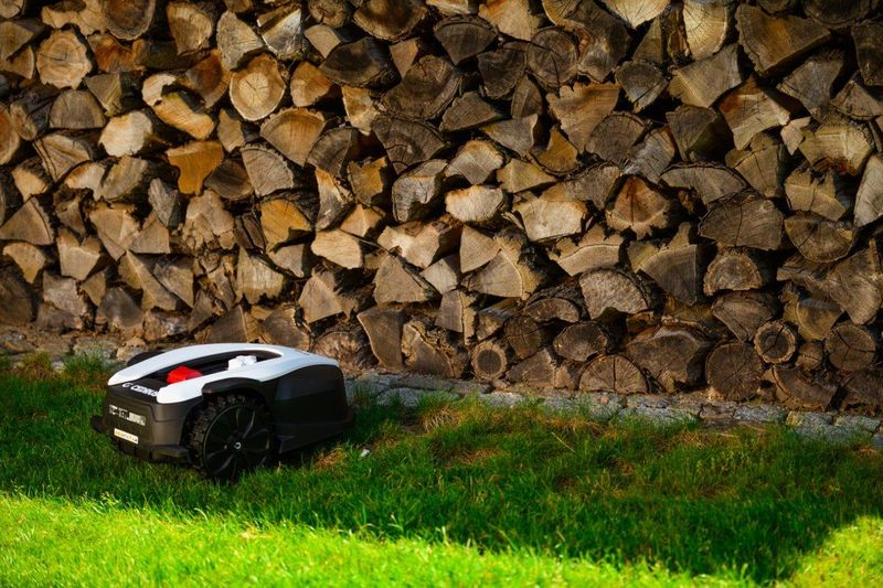 CEDRUS M12+ ROBOT KOSZĄCY KOSIARKA AUTOMATYCZNA DO TRAWY C-MOW 1200m2 - OFICJALNY DYSTRYBUTOR - AUTORYZOWANY DEALER CEDRUS zdjęcie 57