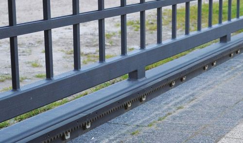 Listwa Zębata do Bramy, Poliamidowa z Rdzeniem Stalowym, 0,33m - kpl 3 na Arena.pl