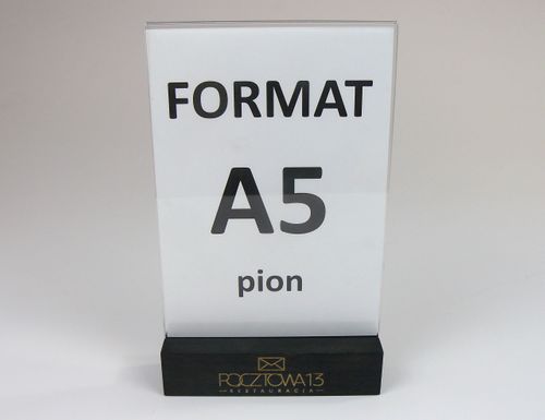 stojak na menu ulotkę plexi z drewnianą podstawką z grawerem A5 10szt na Arena.pl