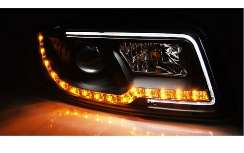 LAMPY REFLEKTORY AUDI A4 B6 OD 2000 DO 2004 LED KIERUNKI na Arena.pl