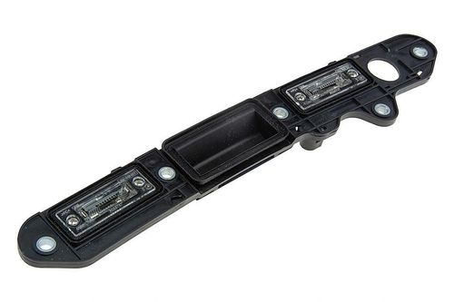 PRZYCISK/KLAMKA POKRYWY BAGAŻNIKA TYŁ VW PASSAT B6 2007 2008 2009 2010 na Arena.pl