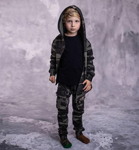 T-shirt czarny z przeszyciami 116 na Arena.pl