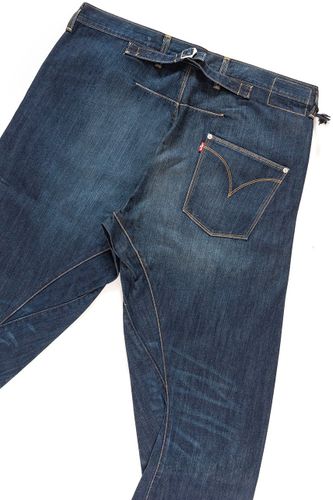 LEVIS ENGINEERED NO MAN BLUE 10002-0056 W38 L34 na Arena.pl