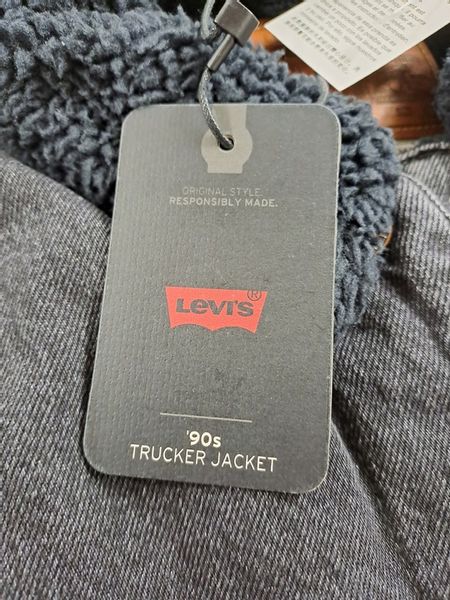 Damska kurtka Levi's dżinsowa z podszewką ze sztucznego futra | R. XS zdjęcie 2