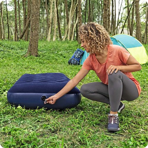 Materac dmuchany 185x76x22 cm z wbudowaną pompką nożną Bestway 67223 na Arena.pl