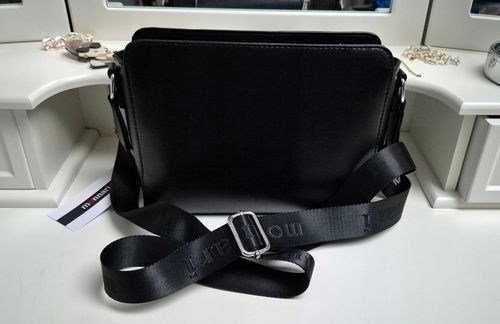 TOREBKA NA RAMIĘ LISTONOSZKA MONNARI PASEK LOGO na Arena.pl