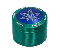 Grinder Młynek do Tytoniu „Green Rim” –zielony rant, liść na niebieskim tle