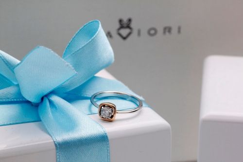 Złoty pierścionek PXD1542D - Diament na Arena.pl