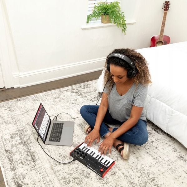 Akai MPK Mini MK3 Klawiatura sterująca USB + Software MPC Beats CMP Starter zdjęcie 4