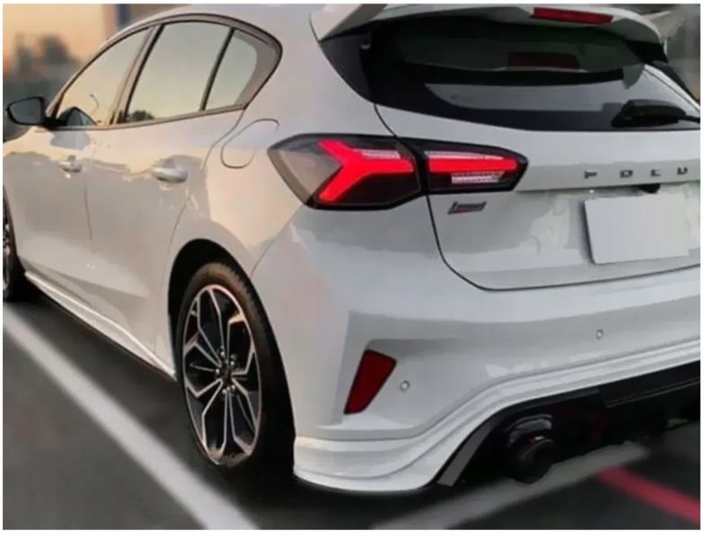 LAMPY DIODOWE RED SMOKE FORD FOCUS 4 2018-2021 DYNAMICZNE KIERUNKOWSKAZY zdjęcie 6