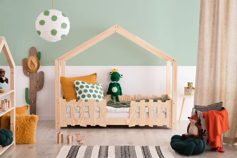 Łóżko parterowe domek dziecięce Kama 80x140 zdjęcie 1