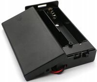 Koszyk pojemnik na ogniwo przełącznik 2x 18650 2S