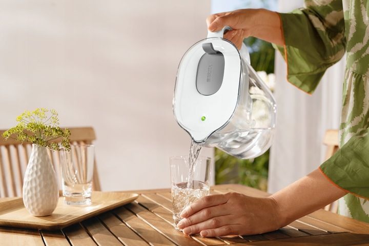 Szary dzbanek filtrujący BRITA Style XL + filtr do wody MAXTRA PRO Pure zdjęcie 5