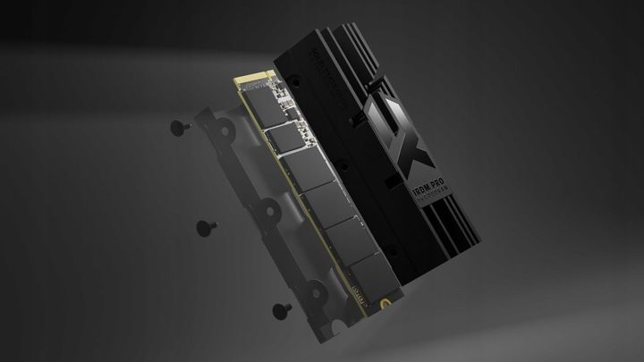 Dysk SSD GOODRAM IRDM PRO 1TB PCIe 4X4 M.2 PS5 zdjęcie 5