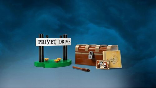 LEGO Harry Potter Hedwiga z wizytą na ul. Privet Drive 4 76425 na Arena.pl