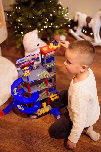 LT136 PARKING 4 PIĘTROWY TOR SAMOCHODOWY GARAŻ 5 pojazdów na Arena.pl