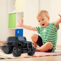 SAMOCHÓD TERENOWY AUTO ZDALNIE STEROWANE SWAT PILOT ŁADOWARKA USB HUMMER