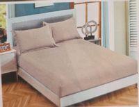 Kremowe prześcieradło na gumkę