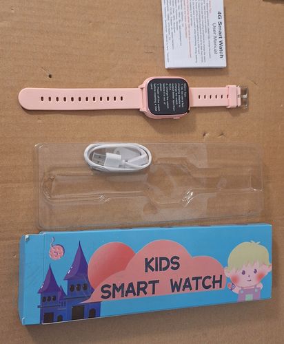 Zegarek smartwatch dla dzieci różowy na Arena.pl