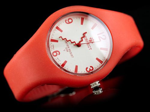 PERFECT - LEILA - red (zp689c) na Arena.pl