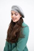 Beret Call Me Alice - jasny szary | damski, ciepły, angora