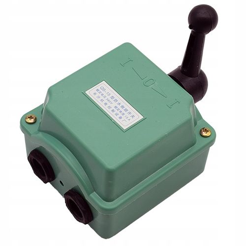 WŁĄCZNIK WYŁĄCZNIK ŁĄCZNIK KRZYWKOWY W OBUDOWIE LEWO PRAWO 3 FAZY 15A 380V na Arena.pl