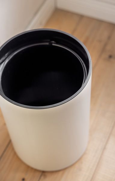 Kosz na śmieci automatyczny JUNK biały zdjęcie 8