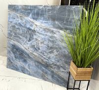 Duże płyty marmuropodobne jak KAMIEŃ gres 120x120 PÓŁMAT SATYNA