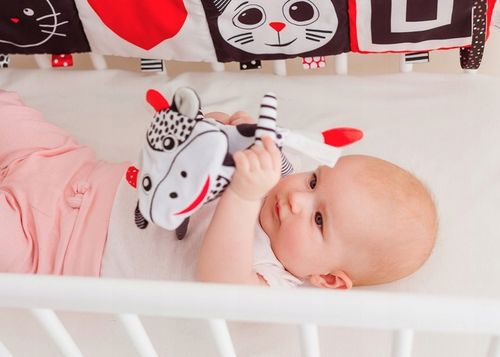 BaliBaZoo KONTRASTOWA KROWA Zabawka dla niemowląt Szeleścik Gryzak 0m+ na Arena.pl