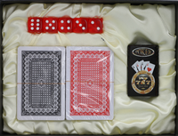 Zestaw Zapalniczka Benzynowa Karty i 5 Kości do Gry