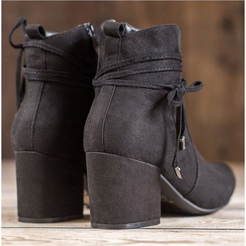 Botki Na Słupku r.37 na Arena.pl