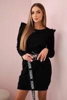 Sukienka damska z falbanami i paskiem beżowa