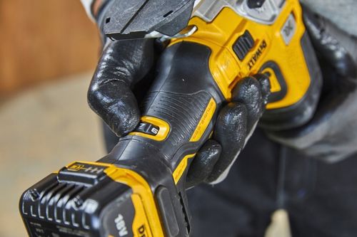 DEWALT WYRZYNARKA 18V 2x5,0Ah DCS335P2 na Arena.pl