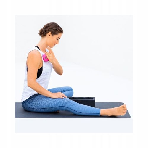 Piłka Do Masażu Blackroll Ball 8cm na Arena.pl