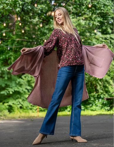 Koszula Damska Bluzka z Bufiastymi Rękawami w Kwiatki BORDOWY MORAJ - M na Arena.pl