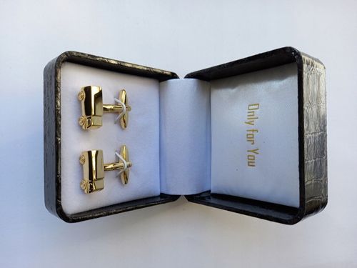 Pozłacane spinki do mankietów EXC Ciężarówka TIR dla Kierowcy Logistyka na Arena.pl