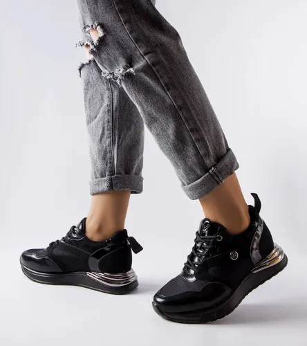 Czarne sneakersy Vinceza 37 na Arena.pl