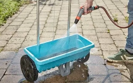 Siewnik uniwersalny Gardena L ręczny 12,5L 400 m2 na Arena.pl