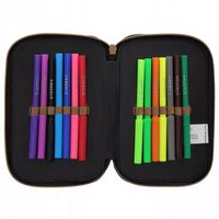 PIÓRNIK SZKOLNY TRZYKOMOROWY POTRÓJNY Z WYPOSAŻENIEM PIŁKA NOŻNA FOOTBALL