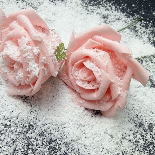 Sztuczny śnieg sypki w drobne płatki do dekoderacji bardzo realny 4 Litry na Arena.pl