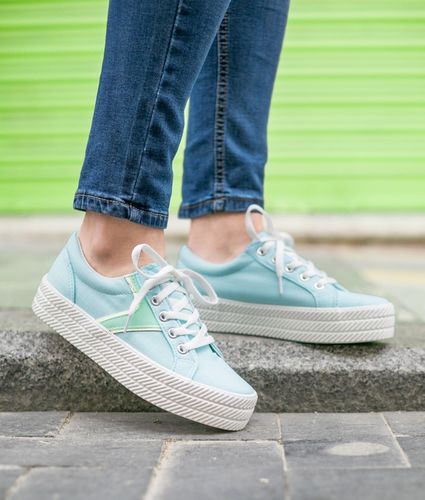 TRAMPKI NA PLATFORMIE Rozmiar - 40 na Arena.pl