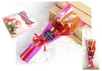 róża holograficzna walentynkowa w folii 33 cm czerwona sn55826